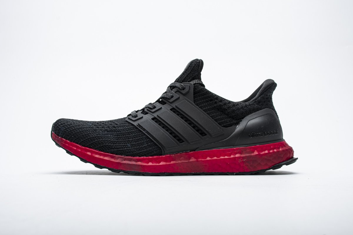 Ultra Boost 4.0 “Core Black/Solar Red”FV7282